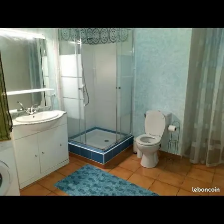 Nyaraló Superb For Rent Rodès