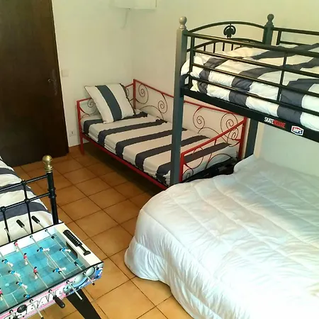 Nyaraló Superb For Rent Rodès